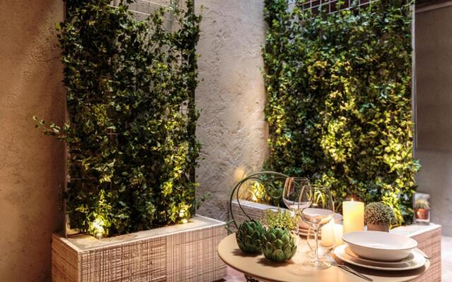 Casa Reds, THE SMART LUCCA APARTMENT SUITE inside the Walls