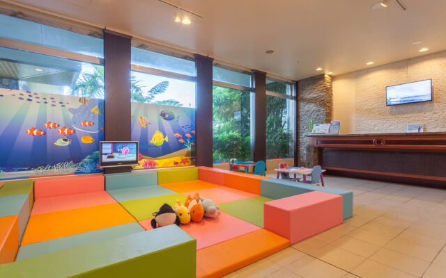 Okinawa Kariyushi Beach Resort Ocean Spa