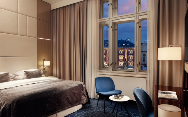 Hotel Kings Court - Image 3