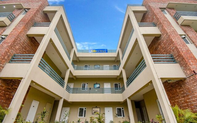 OYO 23203 G-5 Villas