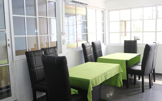 Crystalem Luxury Hotel