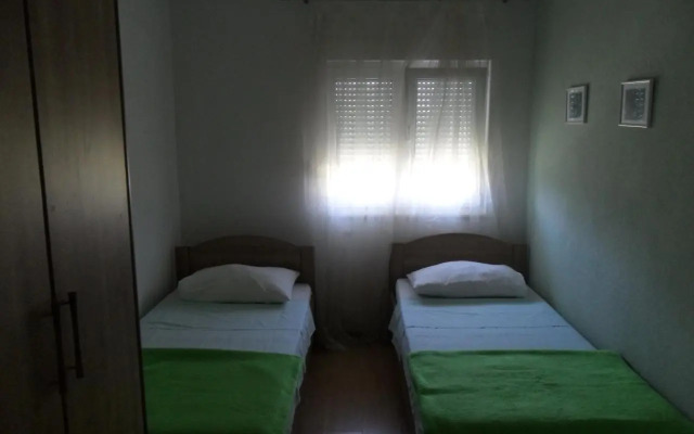 Apartment Botic