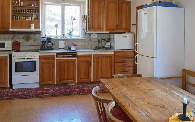 6 Person Holiday Home in Årjäng