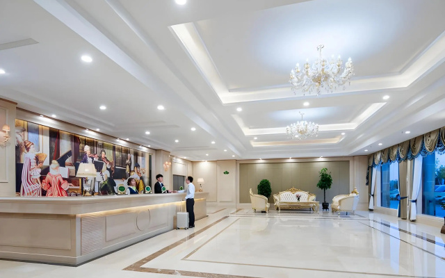 Vienna International Hotel of  Yingbin Road Altay Airport – Lobby – Altay