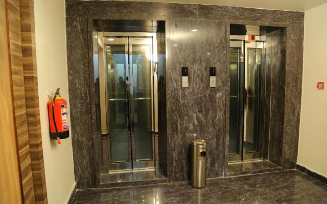 Hotel Sree Kubera Grand
