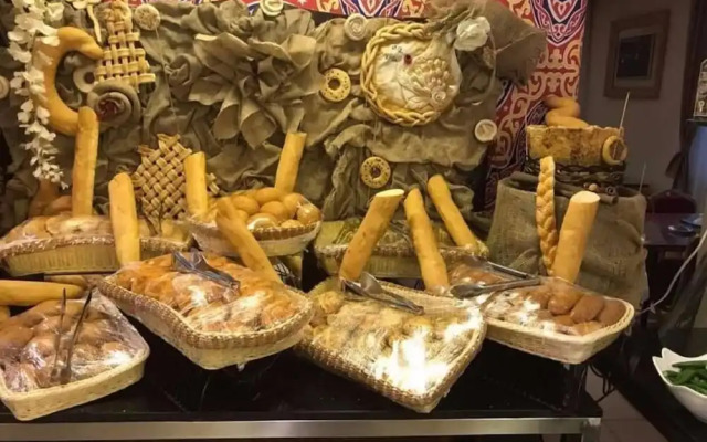 Barakat Burhan Hotel