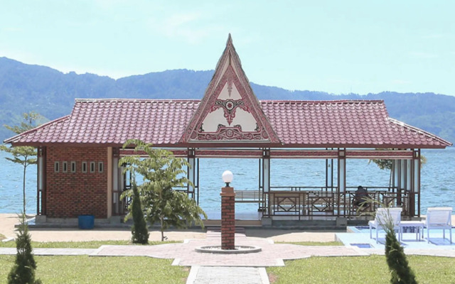 Rogate Beach Hotel