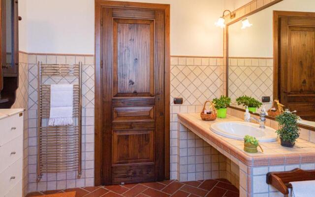 Villa Apostolico with private pool