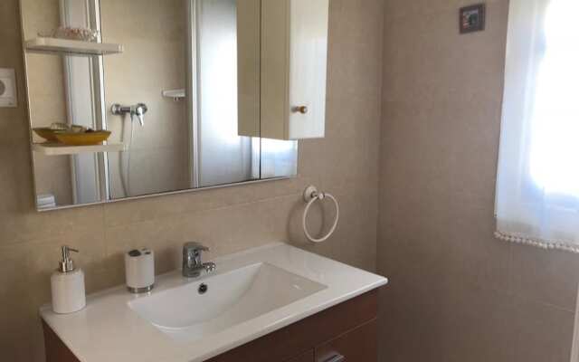 Apartamento Orquidies Terraza, Jardín y Garaje Privado - 132B