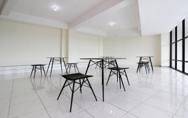 RedDoorz Near Malioboro Mall 2