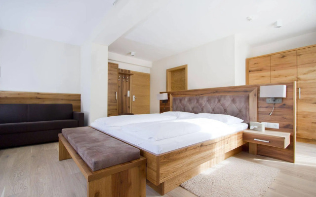 Hotel Zirngast