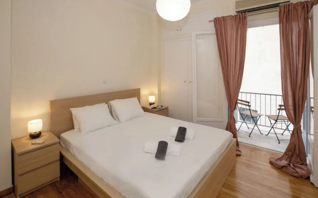 Modern Rental with Cozy Charm by GHH