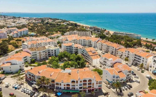 Central Town 2-bedroom Luxury Apartment Albufeira