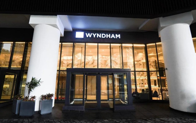Wyndham Ion Majestic