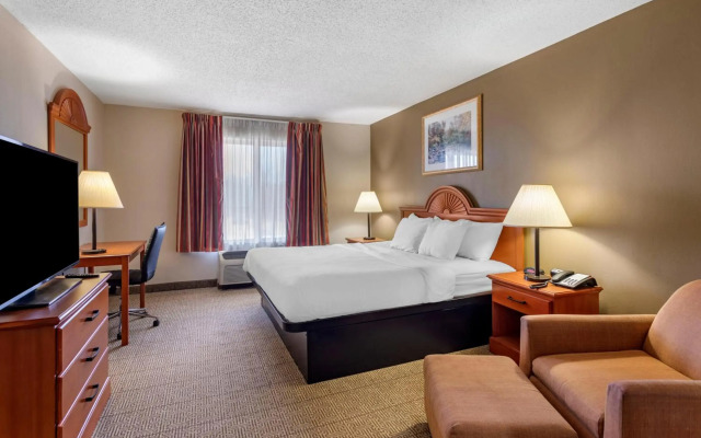 Quality Inn & Suites Rockport - Owensboro North (GOLD AWARD WINNER)