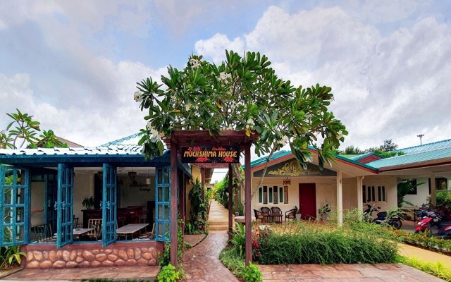 Muchshima House