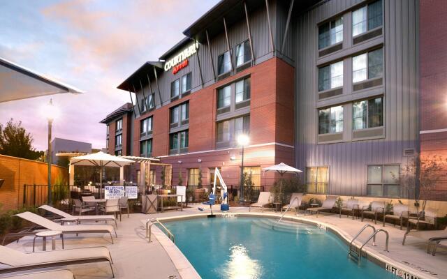 Courtyard by Marriott Charleston Summerville