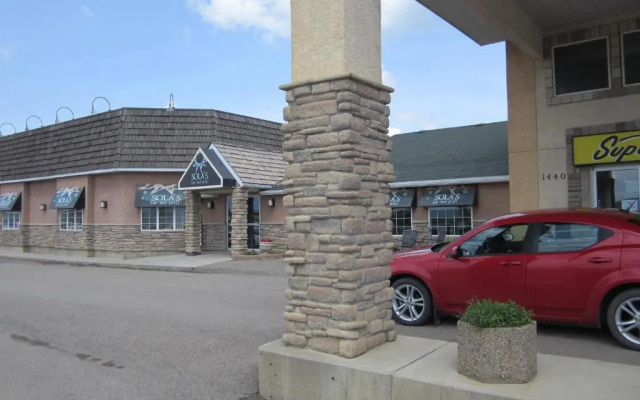 Super 8 Dawson Creek