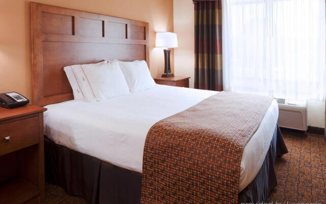 Holiday Inn Express Hotel & Suites Mount Airy, an IHG Hotel