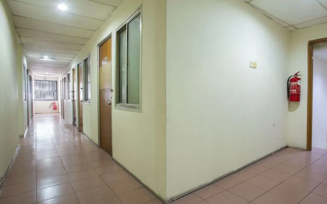 OYO 90160 Kl City Lodge