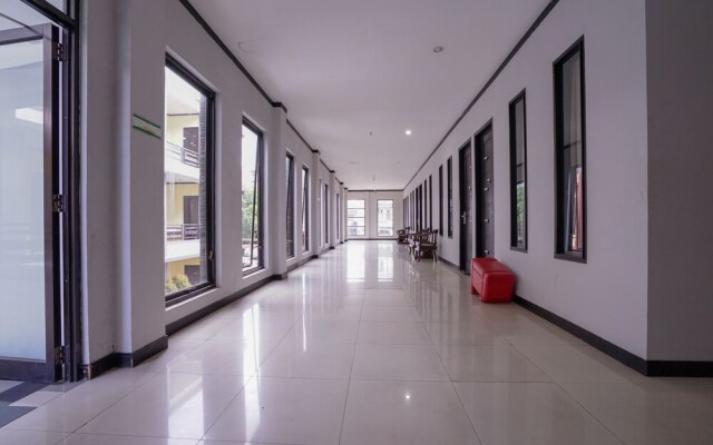 Capital O 2102 Grand Mutiara Hotel