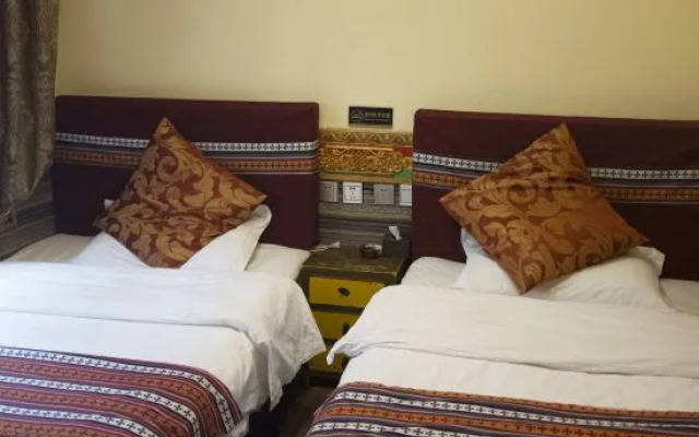 Gesang Huaxiang Hotel