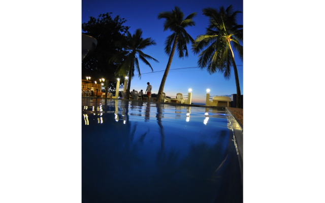 Paradise Resort and Dive Shop