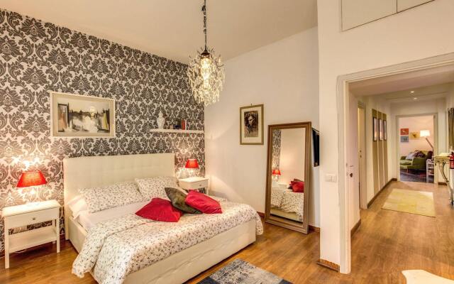 Spagna Glamour Life Penthouse
