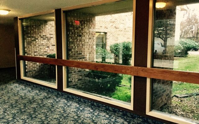 American Inn North Kansas City