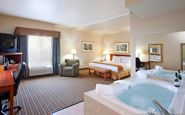 Holiday Inn Express Hotel & Suites Columbus-Groveport by IHG