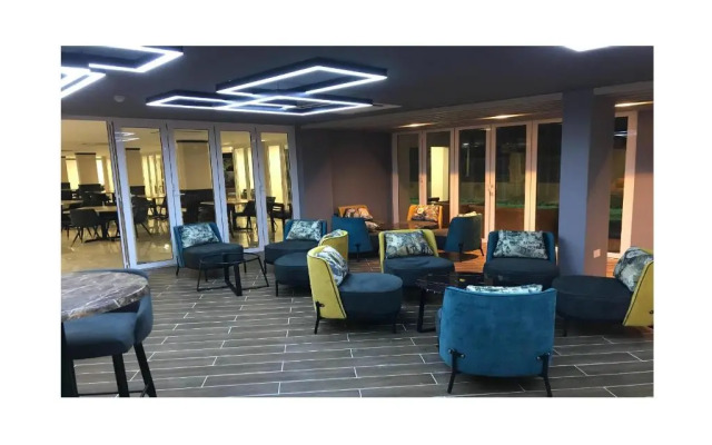 Christee Suites Hotel