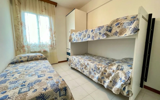 Bright Apartment Close to the Beach