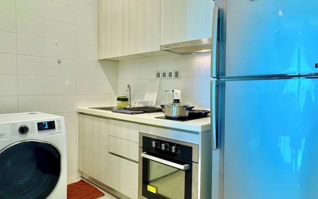 Paragon Suites CIQ By Stayrene