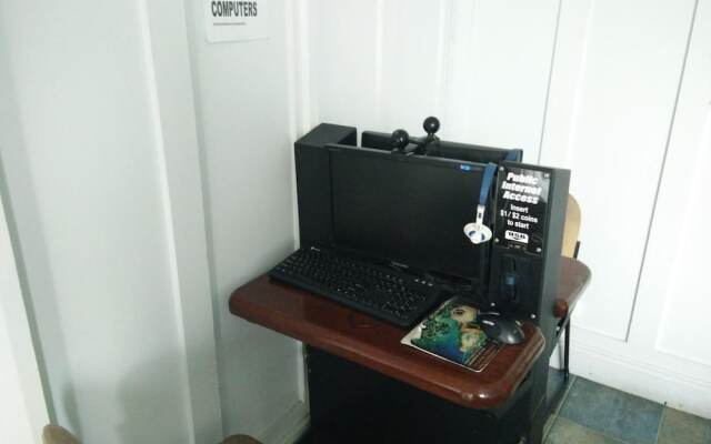 Cairns Girls Hostel