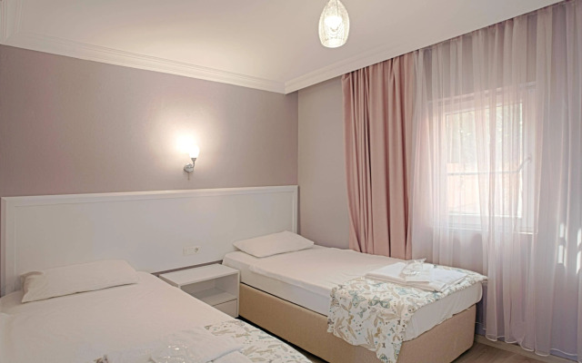 Palm Beach Otel