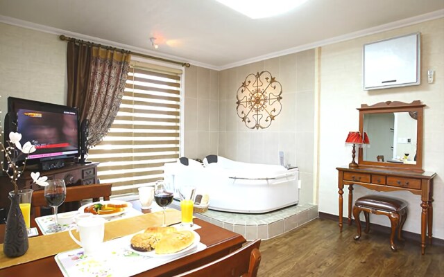 taean badamaru pensyeon