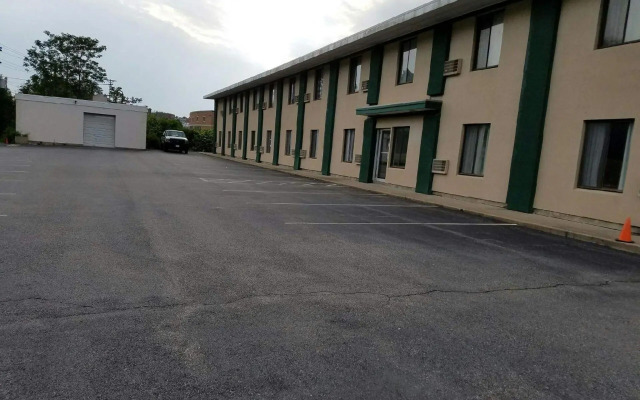 Woonsocket Motor Inn