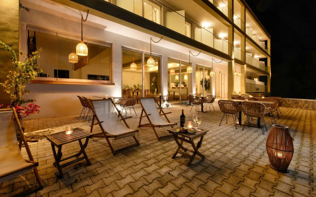 Frini Hotel
