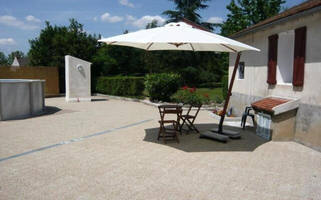 Gîte Saint-Pourçain-sur-Sioule, 5 pièces, 9 personnes - FR-1-489-60