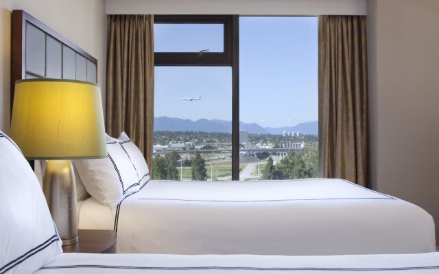 Radisson Blu Vancouver Airport Hotel & Marina