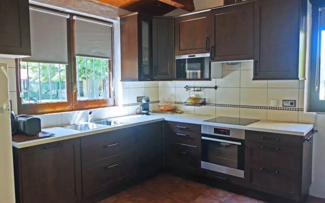 Masia Ca La Caputxeta & Golf