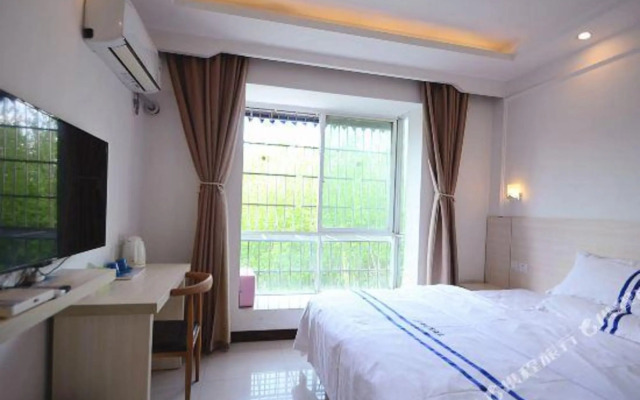 San Yi Apartment