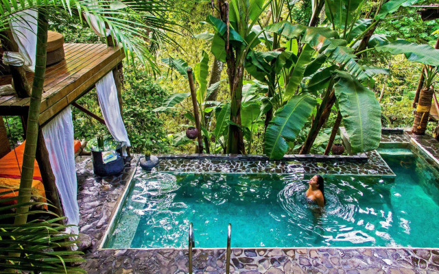 Canaima Chill House