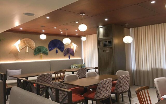 J7 Hotel Iloilo