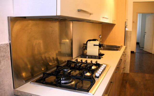 Spacious Apartment in Rome near Sea