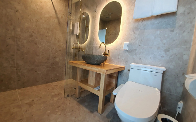 UH SUITE Haeundae Harbour Town 4th Floor