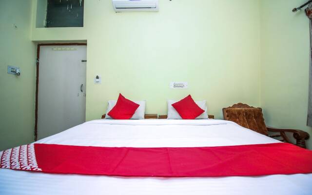 OYO 16129 Hotel Taj Palace