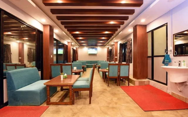 Hotel Harmony