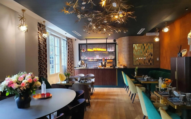 ELSA, Hôtel Paris