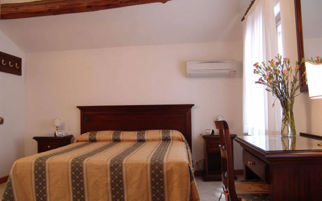 Casa Cosmo Lodging House